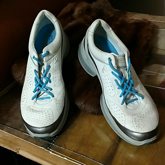 genuine leather tennis shoes